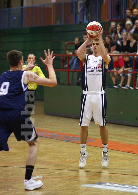 19-32-44_SKRA1557.JPG