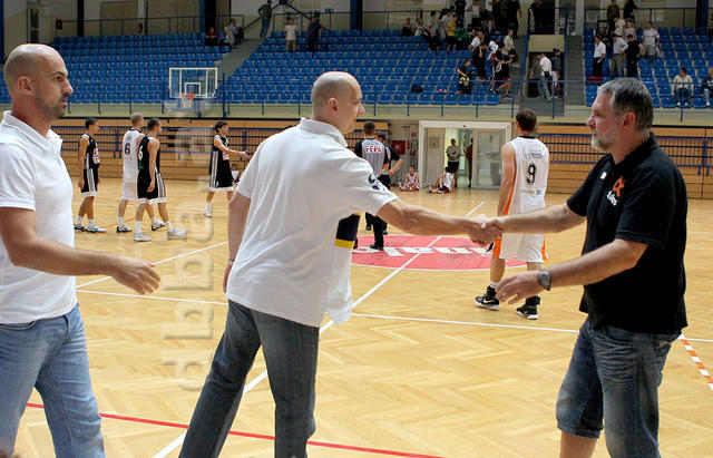 20-42-32_MKIV3737.JPG
