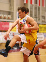 SKRA2420.jpg