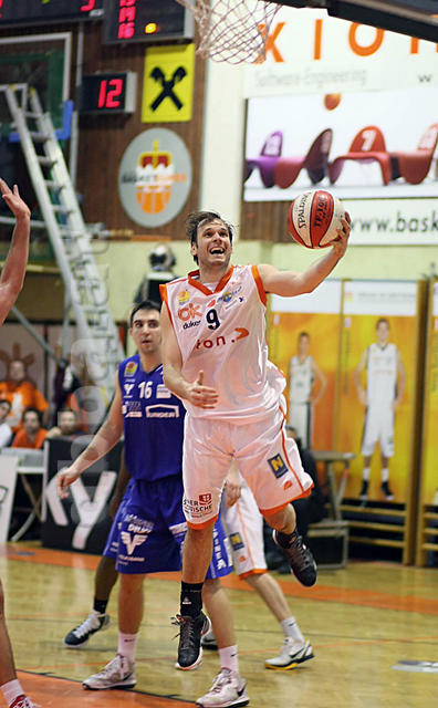 20-37-13_SKRA7528.JPG