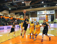 18-00-41_MKIV0031.JPG