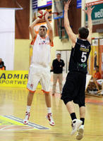 18-33-41_SKRA1584.JPG