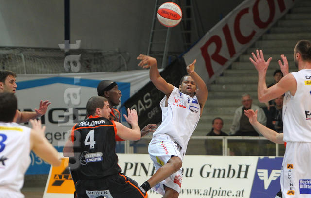 21-18-12_MKIV9875.JPG