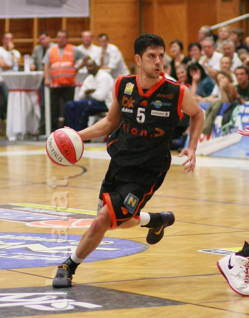 SKRA9651.jpg