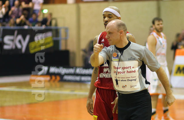 21-44-14_MKIV1260.JPG