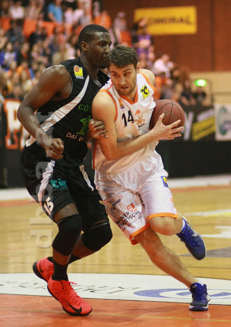 19-14-04_SKRA2175.JPG
