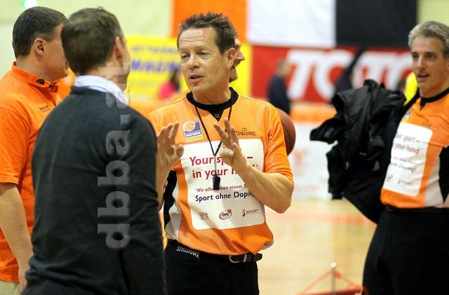 18-45-10_MKIV9938.JPG