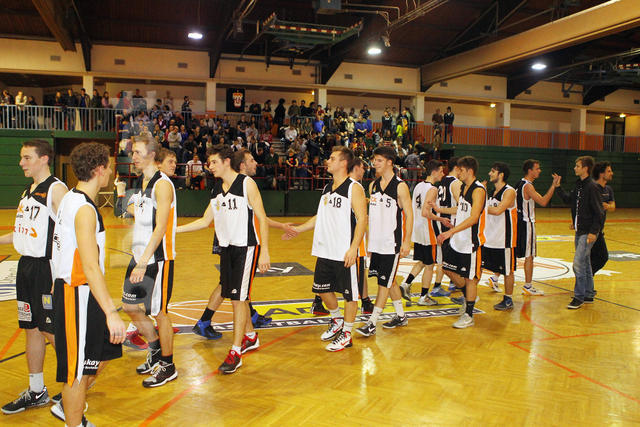 17-32-03_MKIV1823.jpg