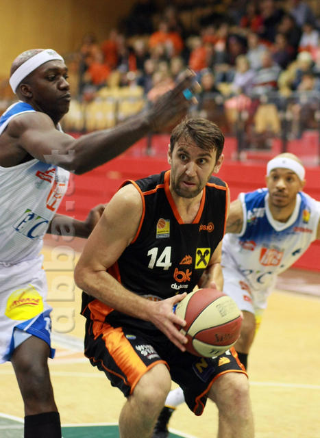 SKRA7587.jpg