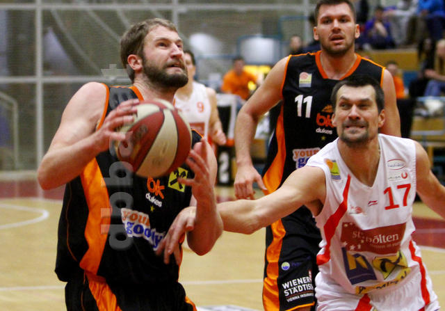 19-19-27_IMG_5572.jpg