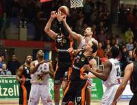 Basketball WBC Raiffeisen Wels vs yourgoody Dukes Klosterneuburg_ 28_12_2014-1-3.JPG