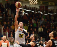 Basketball WBC Raiffeisen Wels vs yourgoody Dukes Klosterneuburg_ 28_12_2014-2-11.JPG