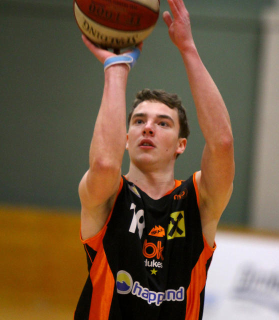 19-30-00_IMG_6841.JPG