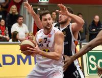 Basketball-WBC-Raiffeisen-Wels-vs-BK-Dukes-Klosterneuburg_-19_12_2015-1-9.JPG