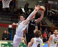 Basketball-WBC-Raiffeisen-Wels-vs-BK-Dukes-Klosterneuburg_-19_12_2015-2-8.JPG