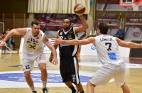 Basketball-WBC-Raiffeisen-Wels-vs-BK-Dukes-Klosterneuburg_-19_12_2015-4-2.JPG