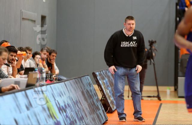19-24-12_MK_X5836.JPG