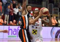Basketball-WBC-Raiffeisen-Wels-vs-BK-Dukes-Klosterneuburg_-20_04_2016-1-6.JPG