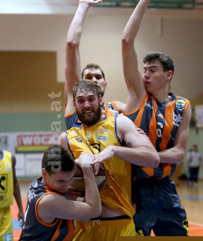 19-31-57_MK_X2442.jpg