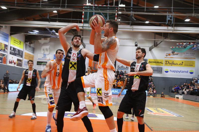 18-02-33_IMG_1784.jpg