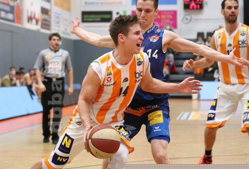 20-33-25_MK_X1223.jpg
