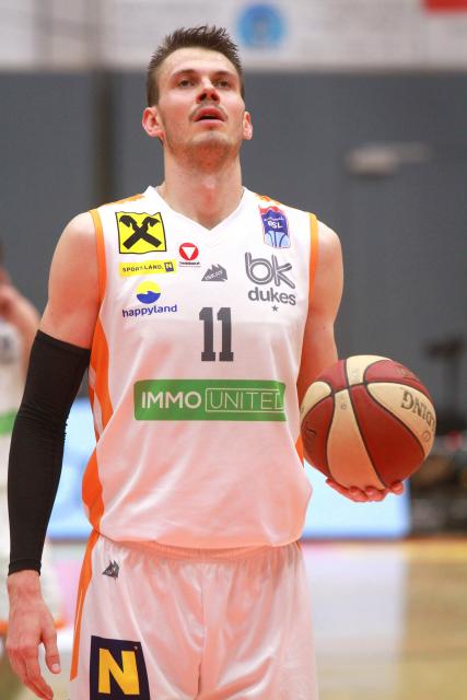 19-33-12-IMG_0438.jpg