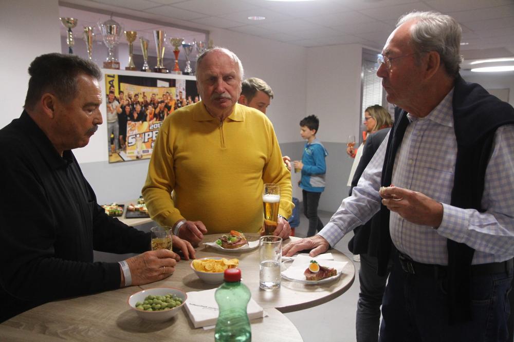19-57-27_IMG_7999.JPG