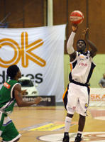 19-32-01_MK2N0503.jpg