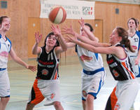 WU14___MS_2_5_2010_Steigenteschgasse_Duchess vs Graz _24_.JPG