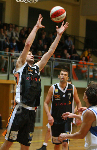 19-27-44_MK2N1228.JPG