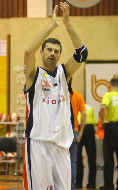 18-37-17_MK2N9927.JPG