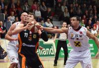 Basketball-WBC-Raiffeisen-Wels-vs-BK-Dukes-Klosterneuburg_-07_03_2015-3-3.JPG