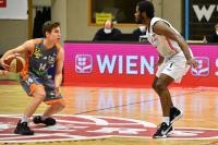 Basketball_Raiffeisen_Flyers_Wels_vs_Dukes1.JPG