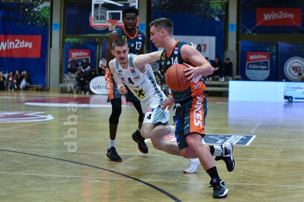 20-10-54_Basketball_Raiffeisen_Flyers_Wels_vs_Klosterneuburg__39.JPG